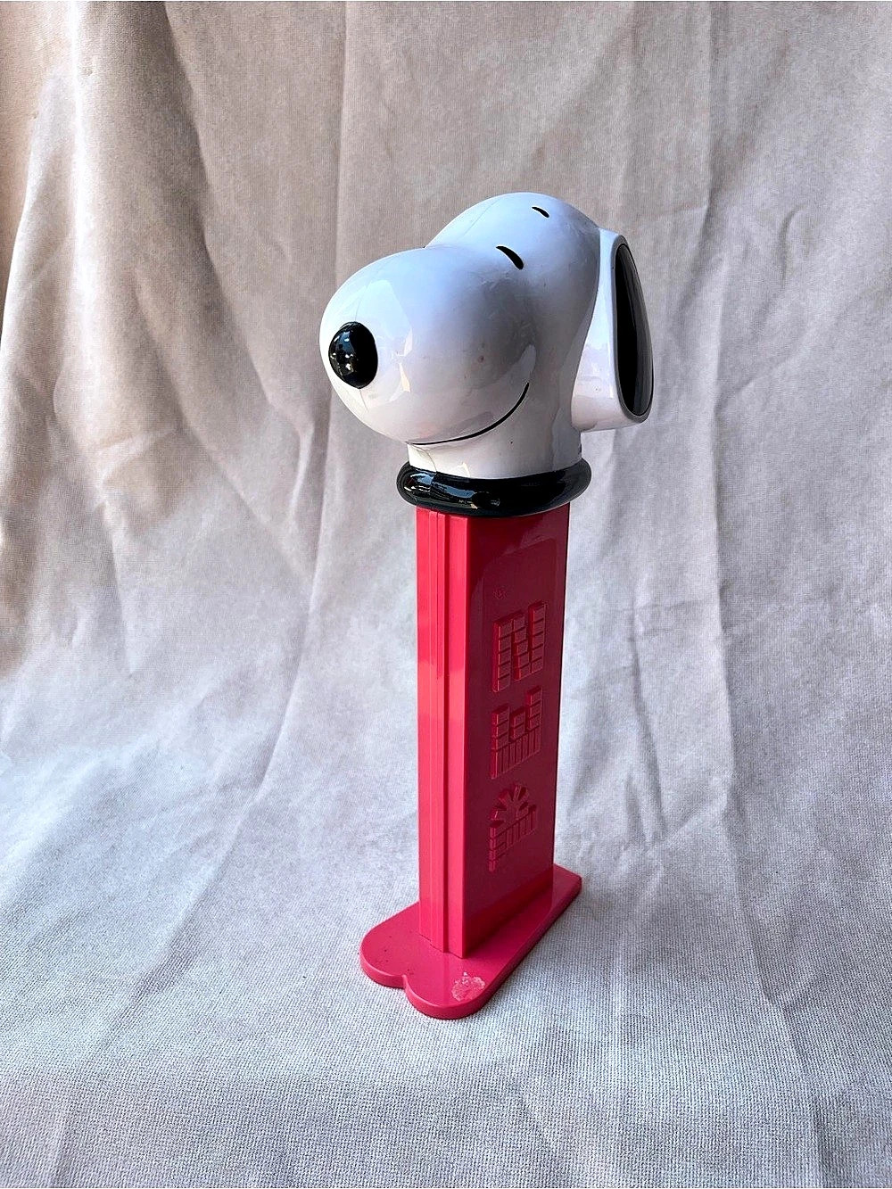 PEZ Snoopy PEZ dispenser Pink & White Decor